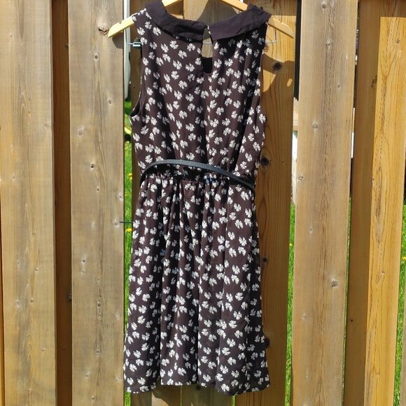 Beautiful Ricki's Dress Bow Pattern Belted Dress Woman's Medium PETER PAN COLLAR - Picture 6 of 9